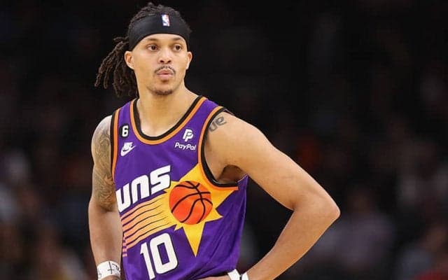 デイミオン・リーが右ヒザの半月板損傷…フェニックス・サンズは無期限離脱と発表