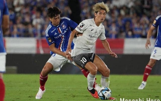 優勝がかかる「神戸の前後半の差」と「横浜FMの過密日程」【「頂上決戦」見えてきたJ1タイトルの行方】(3)