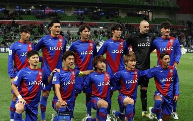 「ビジネスクラスの航空券は無理」ヴァンフォーレ甲府、ACL初体験は予算との戦い　「ピーター・ウタカはエコノミーで機内食を...」