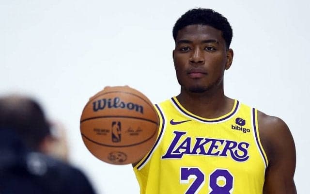 レブロンとの充実したオフを送った八村塁「先発かどうかではなく、出場時間にフォーカス」