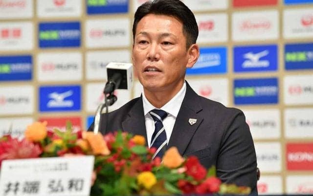 侍・井端新監督、次回WBCは「考えてない」　異例U15兼任＆大会ごと契約…緊張の就任会見