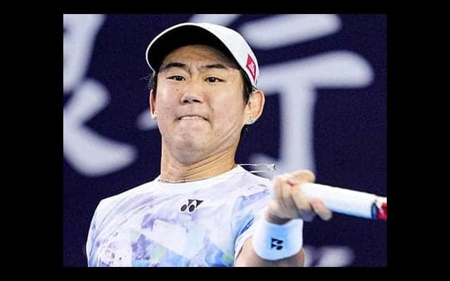 西岡 3時間激闘制し初戦突破