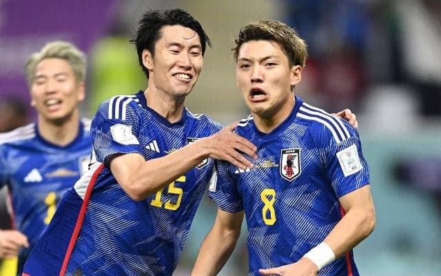 「不調でも呼んでほしかった」堂安律＆鎌田大地の日本代表選外にファンは賛否両論「確かにいま良くない」