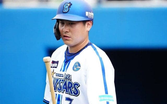 DeNA、佐野恵太の右手首手術を発表　CS直前に痛恨離脱に沈痛「悔しい気持ちです」