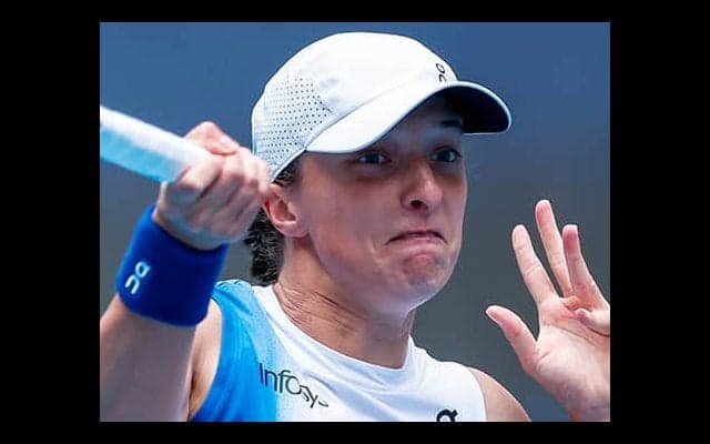  8年ぶり 1季で6度目の4強 