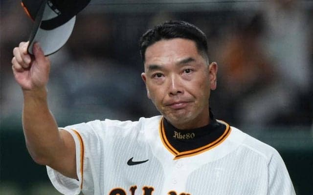 阿部新監督が就任会見「強い、愛される巨人軍を」　背番号83を継承…3年契約