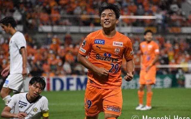 【J2第38節プレビュー「大一番」】3位・清水は2位・磐田に対して「超攻撃的」を取り戻せるか!?カギを握る山原と原の両SB！(1)