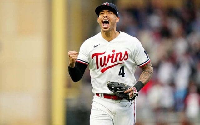 【MLB】ツインズの“近未来”頭脳プレーに驚愕…「遊撃手→捕手→ピッチコム経由で投手へ」サイン送り2塁牽制死