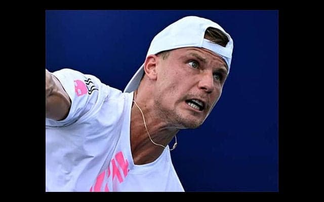 3時間22分激闘制し肉体美披露！