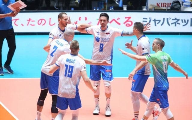 スロベニアの37歳ペアに要警戒。同志の思いを胸に戦う司令塔と、パイエンクが語る日本への警戒「アメリカよりも速さがある」