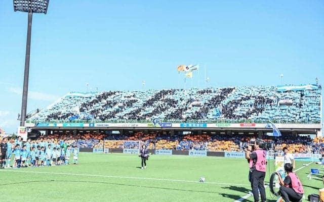 「三つ編みだ！」「かわいすぎる」美人過ぎる日本代表サポーターが「静岡ダービー参戦ショット」公開！ 髪型も注目を浴びた完全プライべート姿