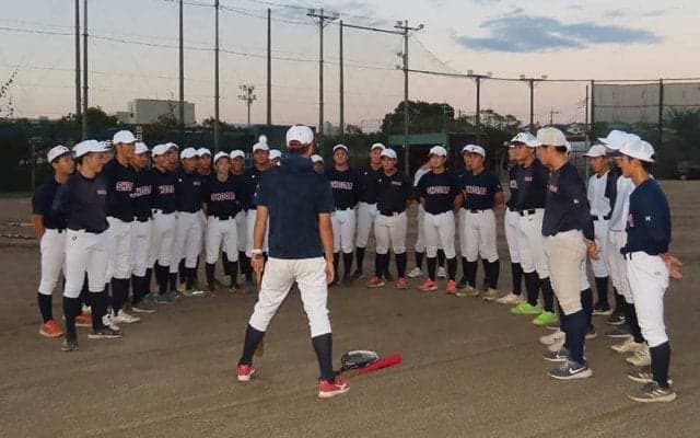 10-0からの逆転負けが転機　夏・秋連続4強の大躍進…高校野球に広がる“慶応イズム”