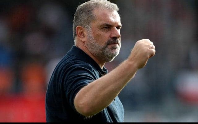 ポステコグルー、10人でも勝利のチームに「グループとして非常に結束している」