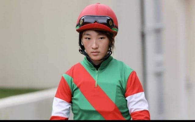 【京都2R】永島まなみ騎乗、スウィープフィートが差し切る