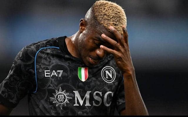 フィオレンティーナに競り負けたナポリ、公式戦連敗【セリエA】