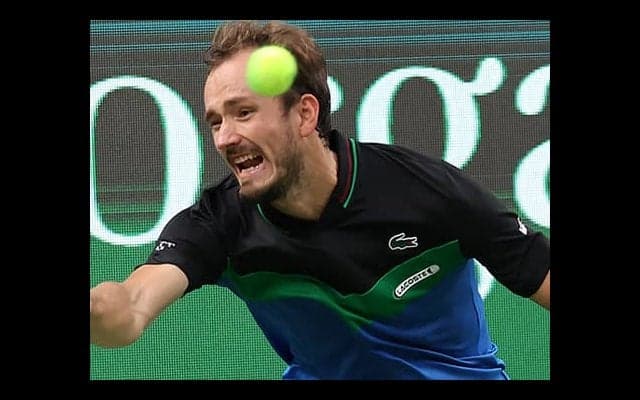  メド 敗戦もコート言い訳にせず 