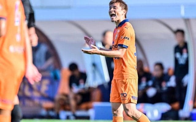 【J2【静岡決戦】】清水、MF乾の“魂のミドル\"決勝点で2位浮上！乾「この順位を譲る気はない」(1)