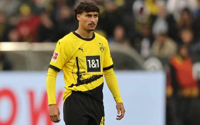 ドルトムント、21歳のスペイン人DFブエノと2026年夏まで契約延長…初めてブンデスリーガでベンチ入りしたばかり