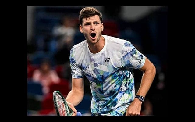 深夜の接戦制し8強「全て出した」