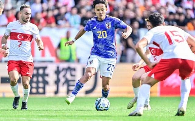 【久保建英の日本代表における起用の最適解とは(1)】鎌田大地不在のトップ下が有力候補だが、「一番やりたいところで使ってもらえたら、あのくらいできる」と右での起用を熱望