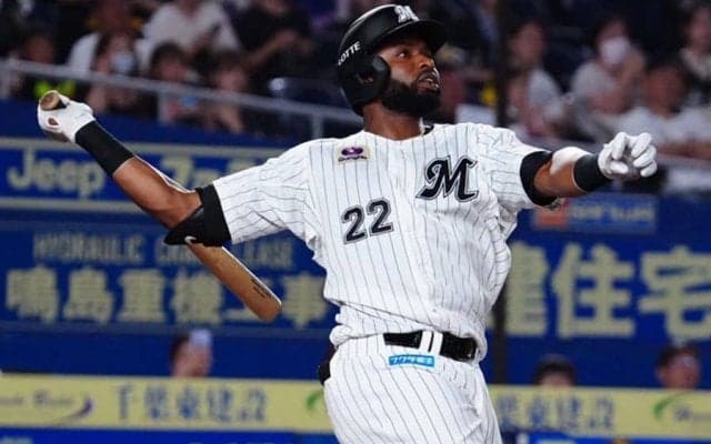 巨人を退団して1年…HR王も誕生　絶妙な“お宝”探し、見習うべきロッテの助っ人補強