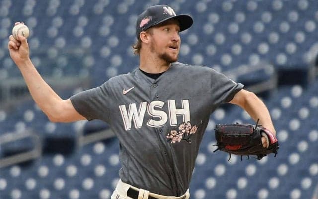 韓国でいきなり20勝＆3冠と無双　“失敗した”元ドラ1の逆襲、日米進出も視野に？