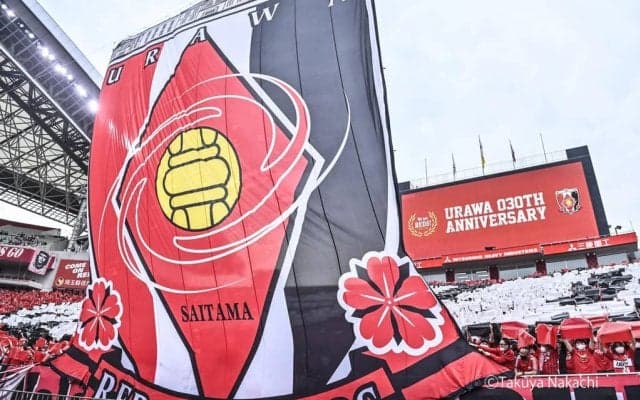 「レッズのユニ似合ってるな」J1浦和と『ブルーロック』のコラボで「馬狼照英」がユニフォームを着た限定描き下ろしイラストが登場！「解釈一致すぎる」とファン絶賛