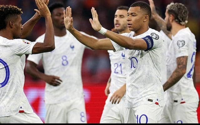 ムバッペ2発で6戦全勝フランスが予選突破！　オランダは一矢報いるも3位転落…【ユーロ2024予選】