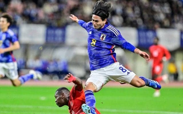 「タキって本当に愛されてる」サッカー日本代表の合流映像で伊東純也が南野拓実を「モナ王」呼びして話題に！「選手にも認知されてるんだ」とファンも反応