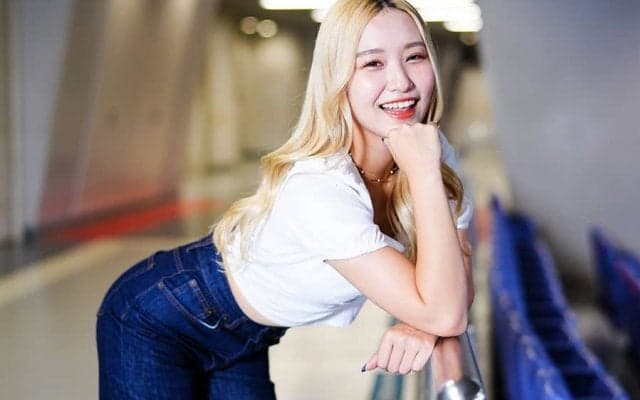 淡路島で修行を積み手にした夢舞台　金髪ロングで人気を集めるオリックス“勝利の女神”