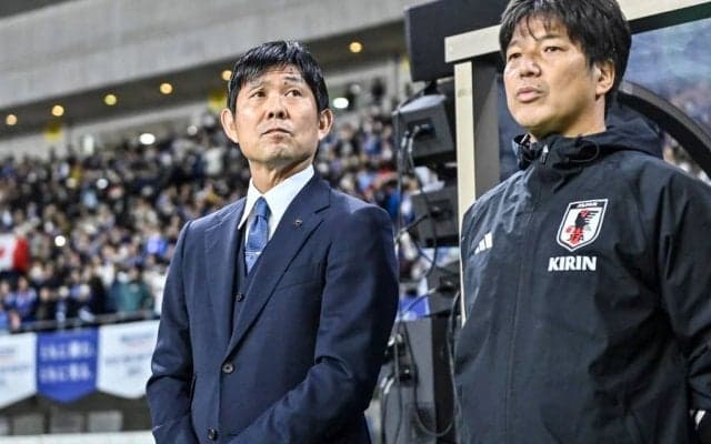 「偉いっ」「マスコットもマジメに聞いてるw」森保一監督の試合後の円陣スピーチでの『カララ＆カラッペ』が話題！「カララもカラッペも日本代表なんでしょうね」の声