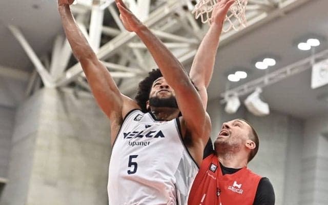 B1昇格組の長崎ヴェルカが開幕4連勝…マット・ボンズが25得点、馬場雄大はダンク披露