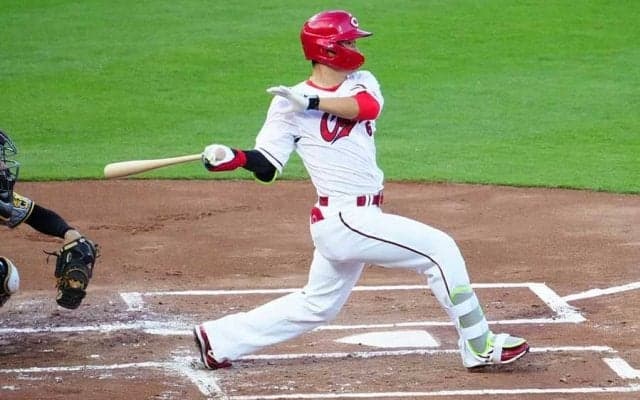 「吉田正尚みたいなスイング」　今永粉砕…衝撃の“弾丸アーチ”は「これは豪快弾」