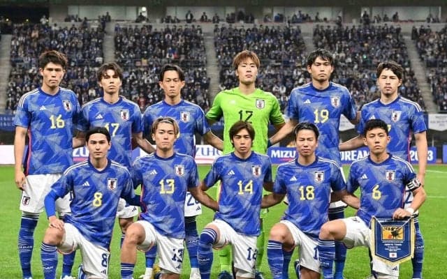 サッカー日本代表の１トップ争いに注目の新データ 浅野拓磨のポストプレーが成功、１歩リードか