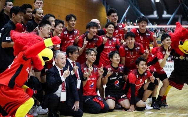 VリーグはV1男子が開幕　サントリーと日鉄堺BZが連勝スタート