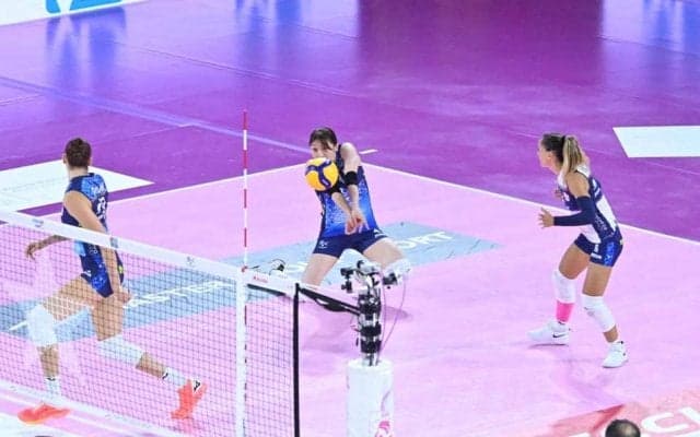 石川真佑がチーム最多23得点 攻守で健闘もチームは悔しい逆転負け