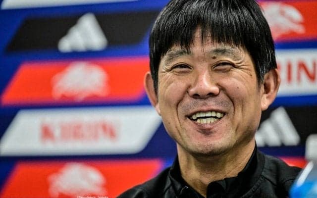 日本代表・森保一監督が鈴木彩艶の抜擢と旗手怜央のウイング起用を明言！ GK争いにおいて大迫敬介を「しっかり評価してますが」とするも、鈴木の抜擢の理由も説明