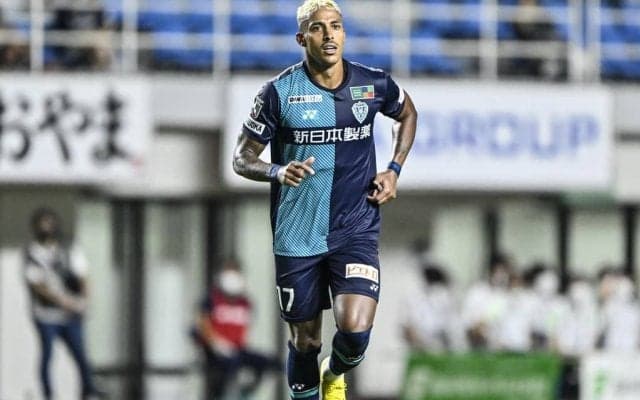 「君も仲間だ!!」福岡のクラブ史上初の決勝進出を、離脱中のルキアンが「君たちは歴史を作った」と祝福！「あかんもう涙腺が」「スタンドでもいいから、国立に来て〜」の声