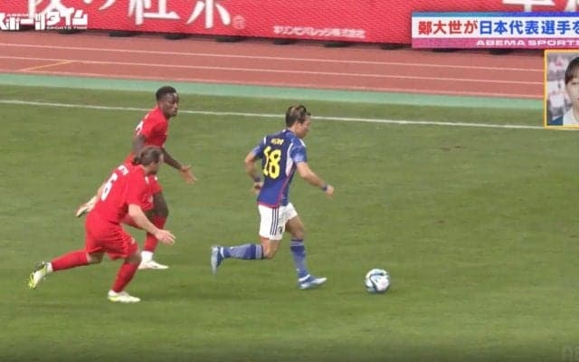 「ここまでスゴい選手、見たことない」 “日本代表の1トップ”は浅野拓磨で決まり！？ 確信させた前線で孤立しながら見せた“ブンデス仕込み”のプレー
