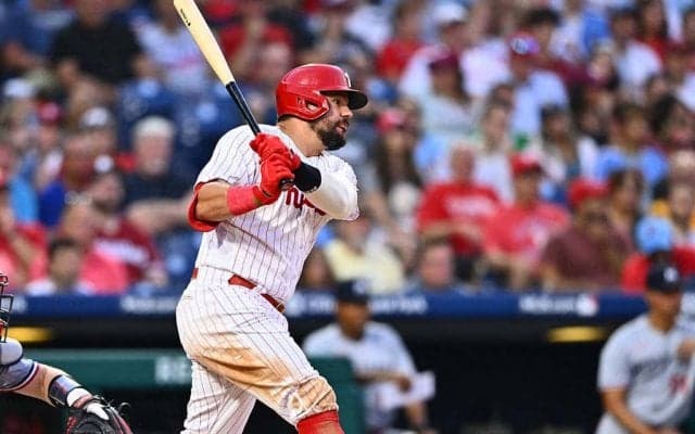 【MLB】「PS打率2割超えた」“ロマン砲”シュワーバーが2打席連発、フィリーズ11安打10得点で連勝　ナ・リーグ優勝決定S