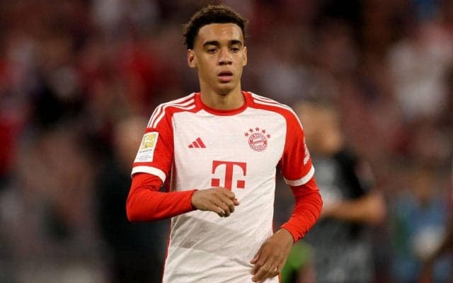 リバプール、サネだけでなくムシアラにも注目… バイエルンとの契約延長交渉は停滞中