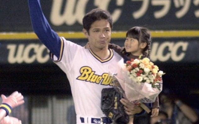 監督の“待った”で実施されなかった引退試合　始球式で幕…悔し涙で終わった現役生活