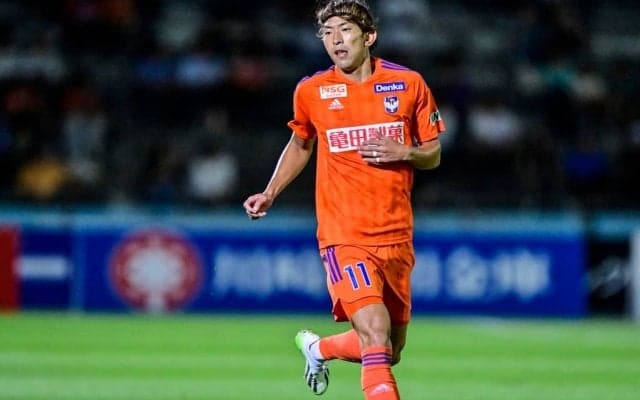 「ワイルド」「目の強さよ」J1新潟が太田修介と”黒いジャガー”を組み合わせた「鳥栖戦向けビジュアル」が話題に！「雑誌の表紙飾ってるのかと思った」「かっこよすぎや!!」とファン興奮