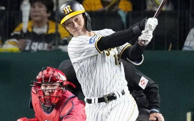 阪神、9年ぶり日本シリーズ進出　坂本が殊勲打、広島を3連勝スイープ…甲子園熱狂