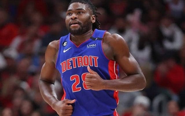 ピストンズのスチュワートが今季の目標を語る「オールディフェンシブチームに選ばれたい」