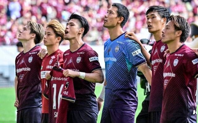 「若林源三??」神戸GK前川黛也がキャップを被ってプレーする姿に「SGGK若林源三!?」と話題沸騰! 「キャップ被ってるGK久々に見た」「被っていいんやw」との声