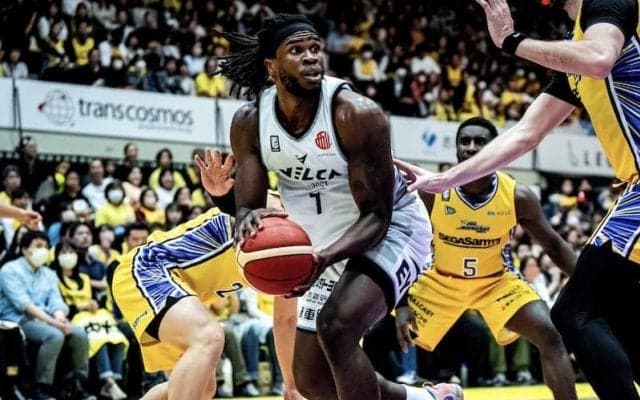 第4QにSR渋谷を突き放した長崎が白星…ブラントリーが28得点を挙げて1勝1敗のイーブンに