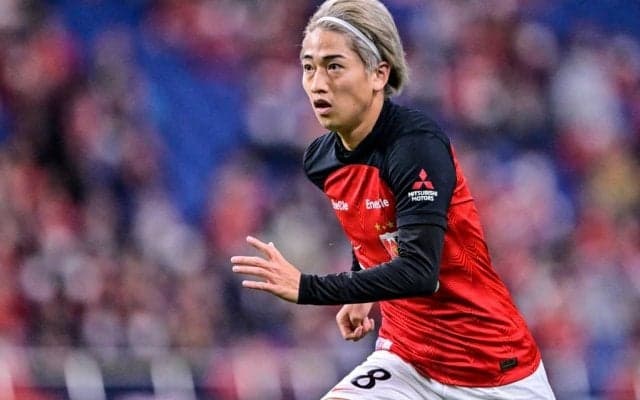 「大運動会ヤル気だなww」J1浦和の練習風景に「なんのトレーニング？」「随分とユニーク」とファン注目！ 笑顔の選手たちに「みんなかわいい」の声も