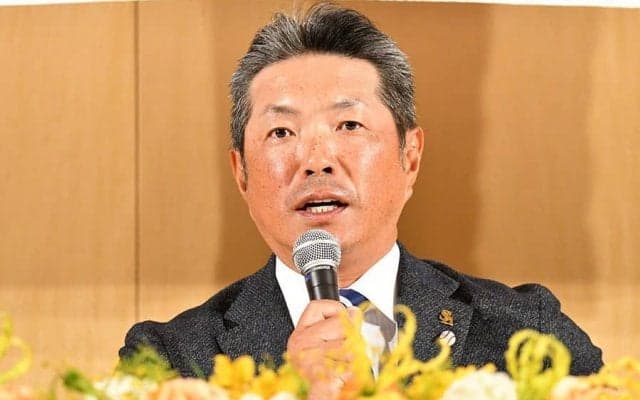 鷹、小久保新監督がオスナの残留熱望　去就未定も「おらんかったら話にならない」