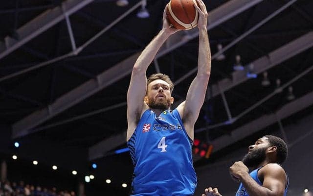 島根が佐賀との接戦を制し4連勝…先発ビッグマンのニック・ケイ「ハードな展開だった」